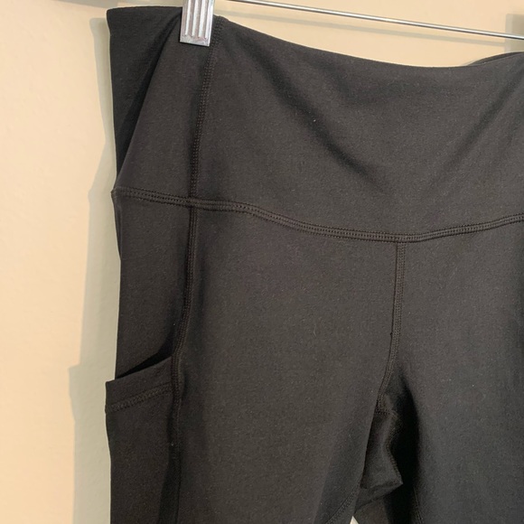 ZELLA black biker shorts - Picture 2 of 4